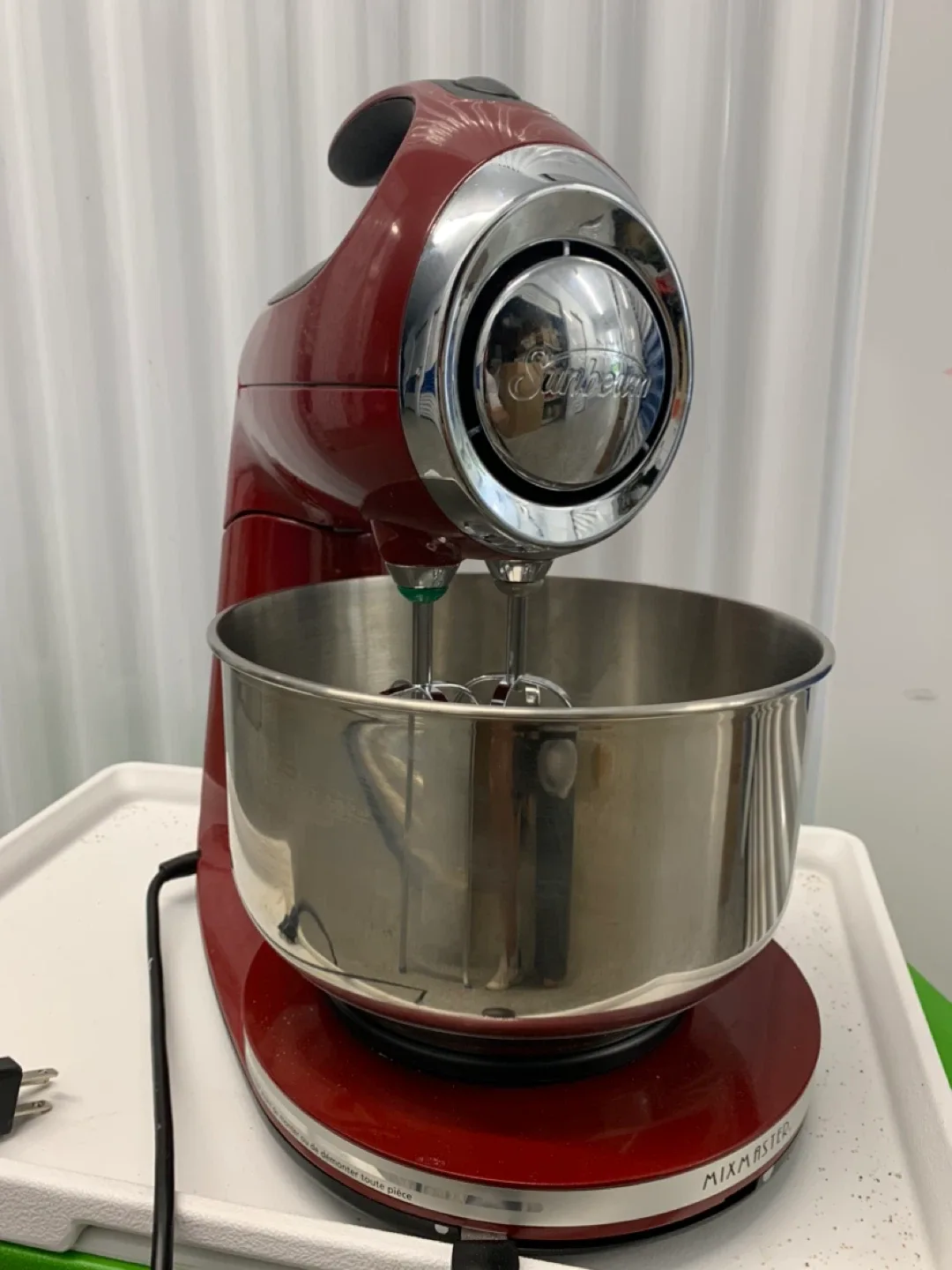 Sunbeam Mixmaster Stand Mixer - Red image indicator(2)