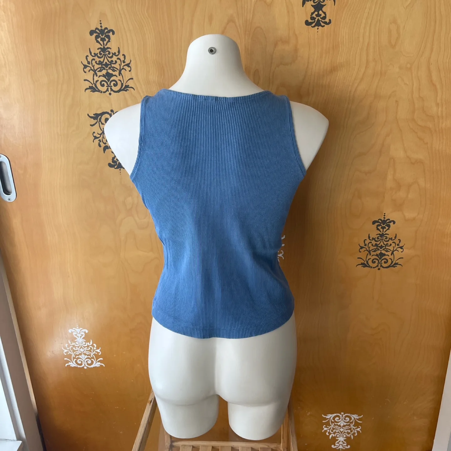 Vintage 90s Blue Ribbed Cropped Tank Top s/M image indicator(6)