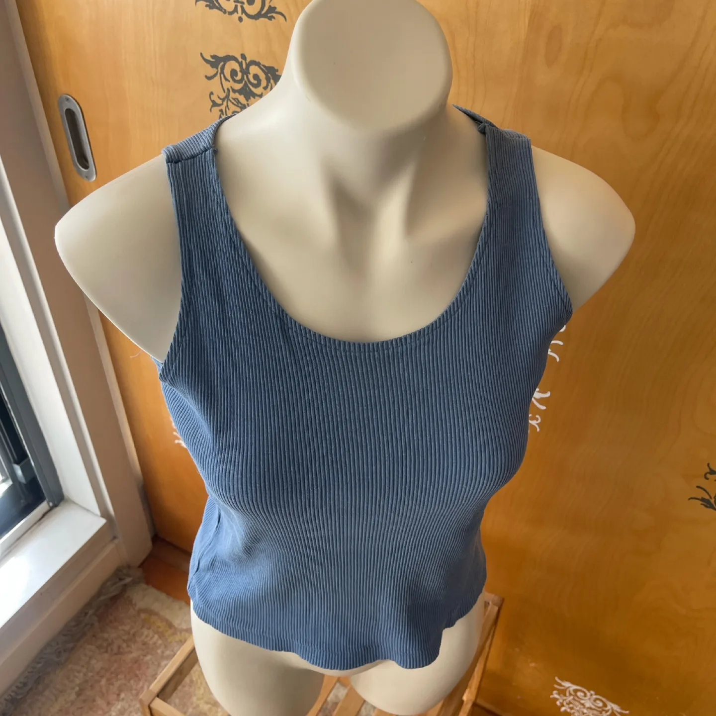 Vintage 90s Blue Ribbed Cropped Tank Top s/M image indicator(4)