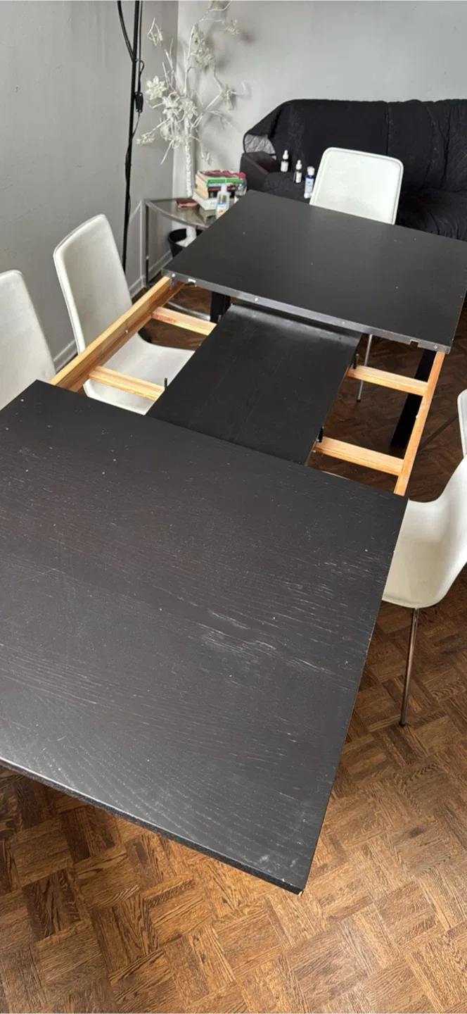 Extendable Dining Table - Black image indicator(3)