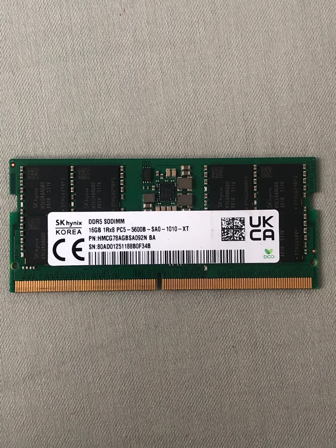 SK Hynix 16GB DDR5 SODIMM RAM thumbnail