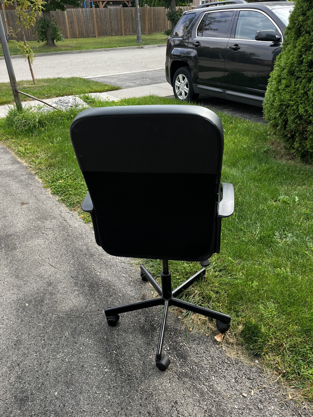 Black Office Chair - photo 2