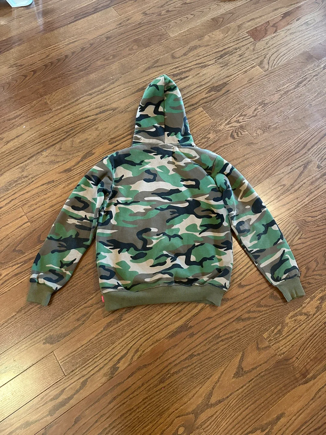 Supreme Camo Box Logo Hoodie - Size Medium image indicator(2)