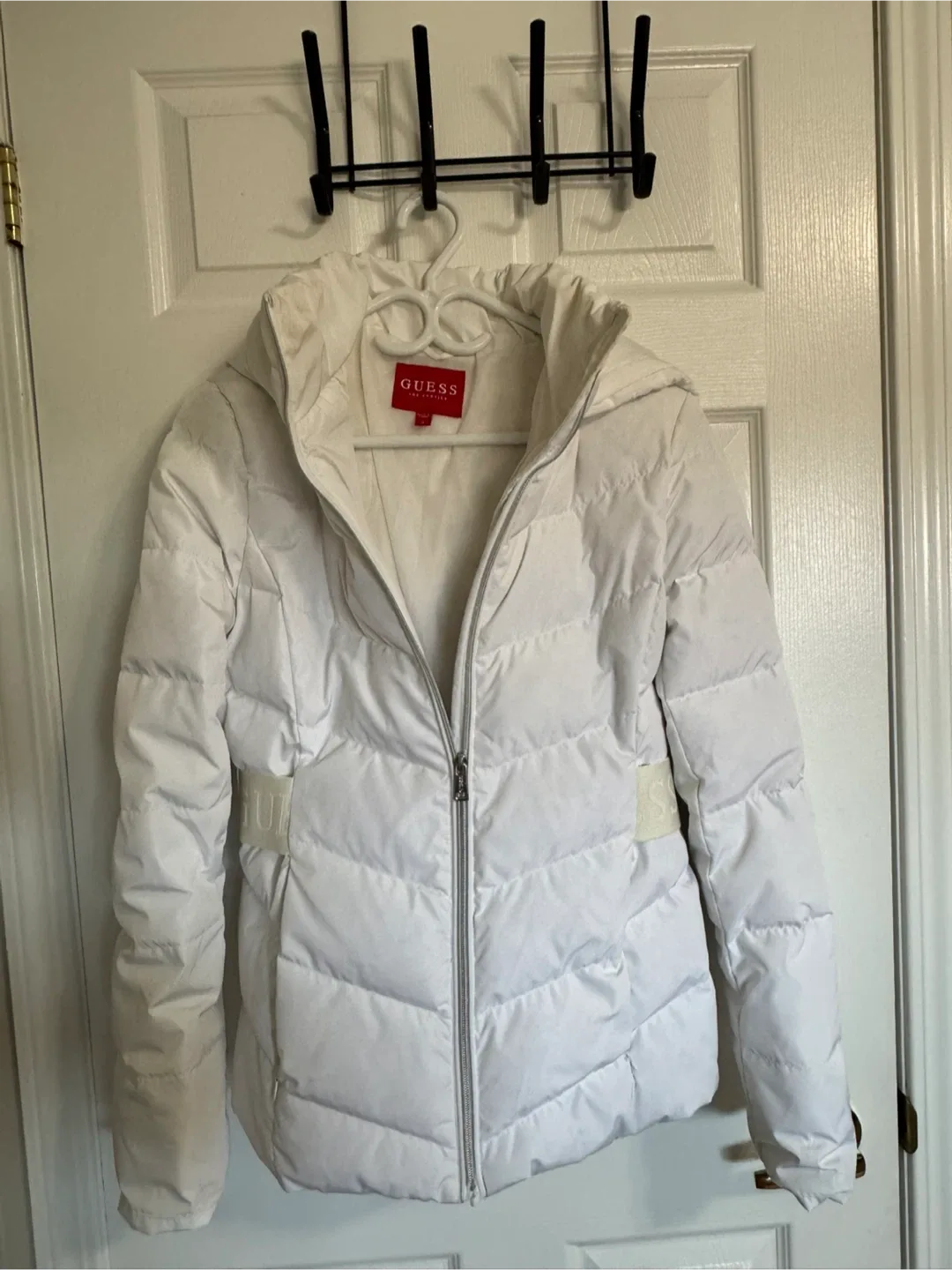 Guess White Puffer Jacket thumbnail