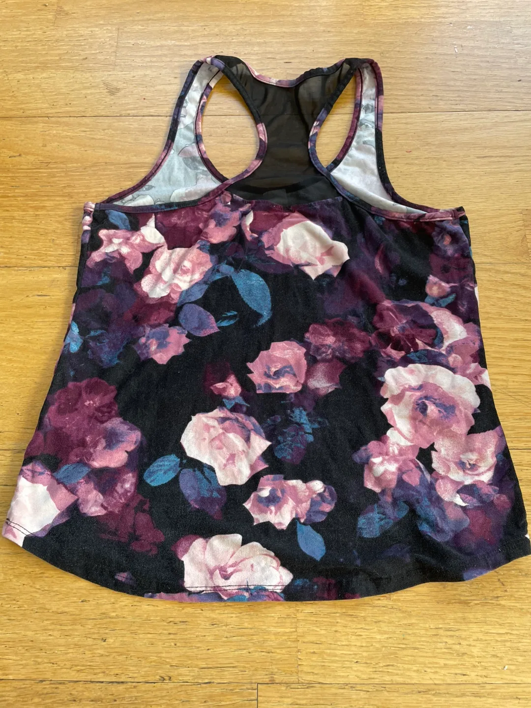 Floral Exercise Shirt image indicator(2)