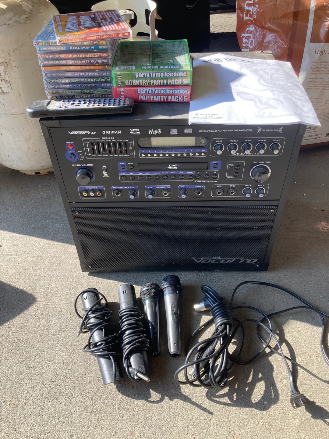 Vocopro Gig Man Karaoke System w/ Mics & Party Tyme Karaoke CDs