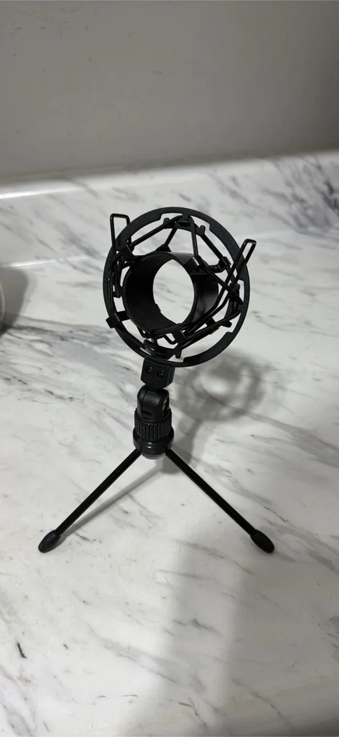 Microphone Stand with Pop Filter thumbnail