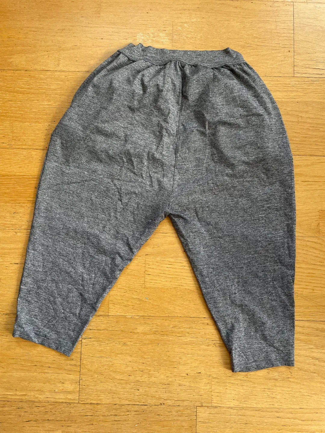 Workout Pants (Baggy Hips) image indicator(4)