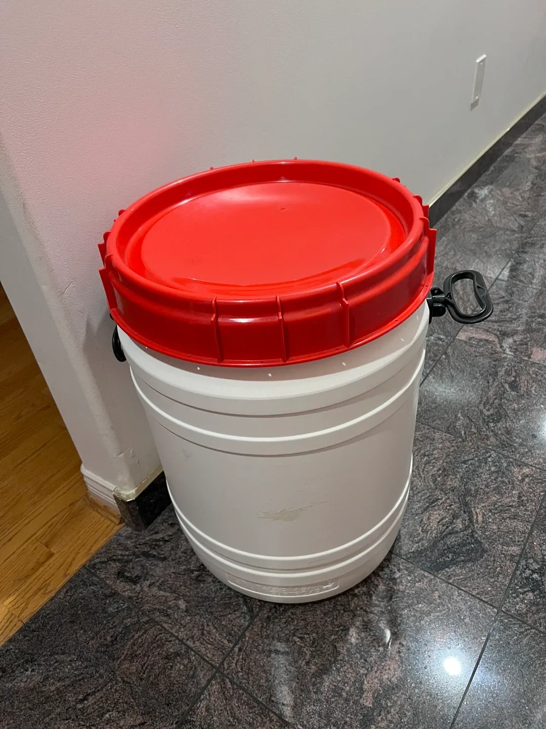 White Plastic Barrel with Red Lid thumbnail