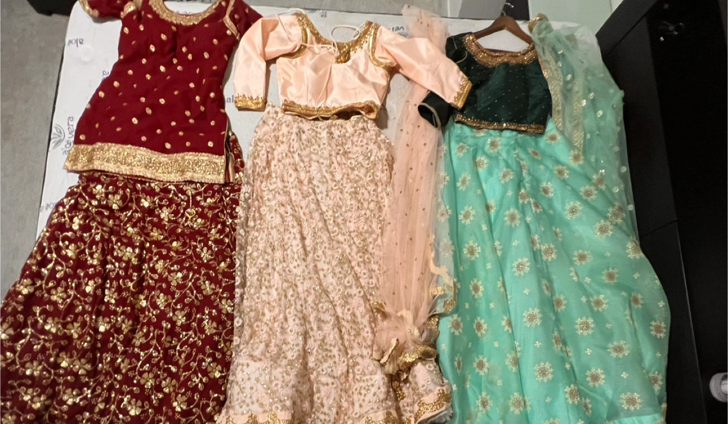 Lehngas/South Asian Dresses made in India - Size 34