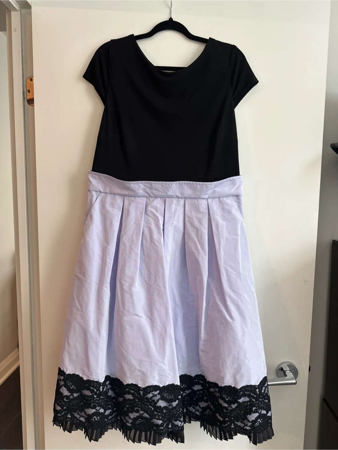 Black & Lilac Dress with Lace Trim - Size M/L