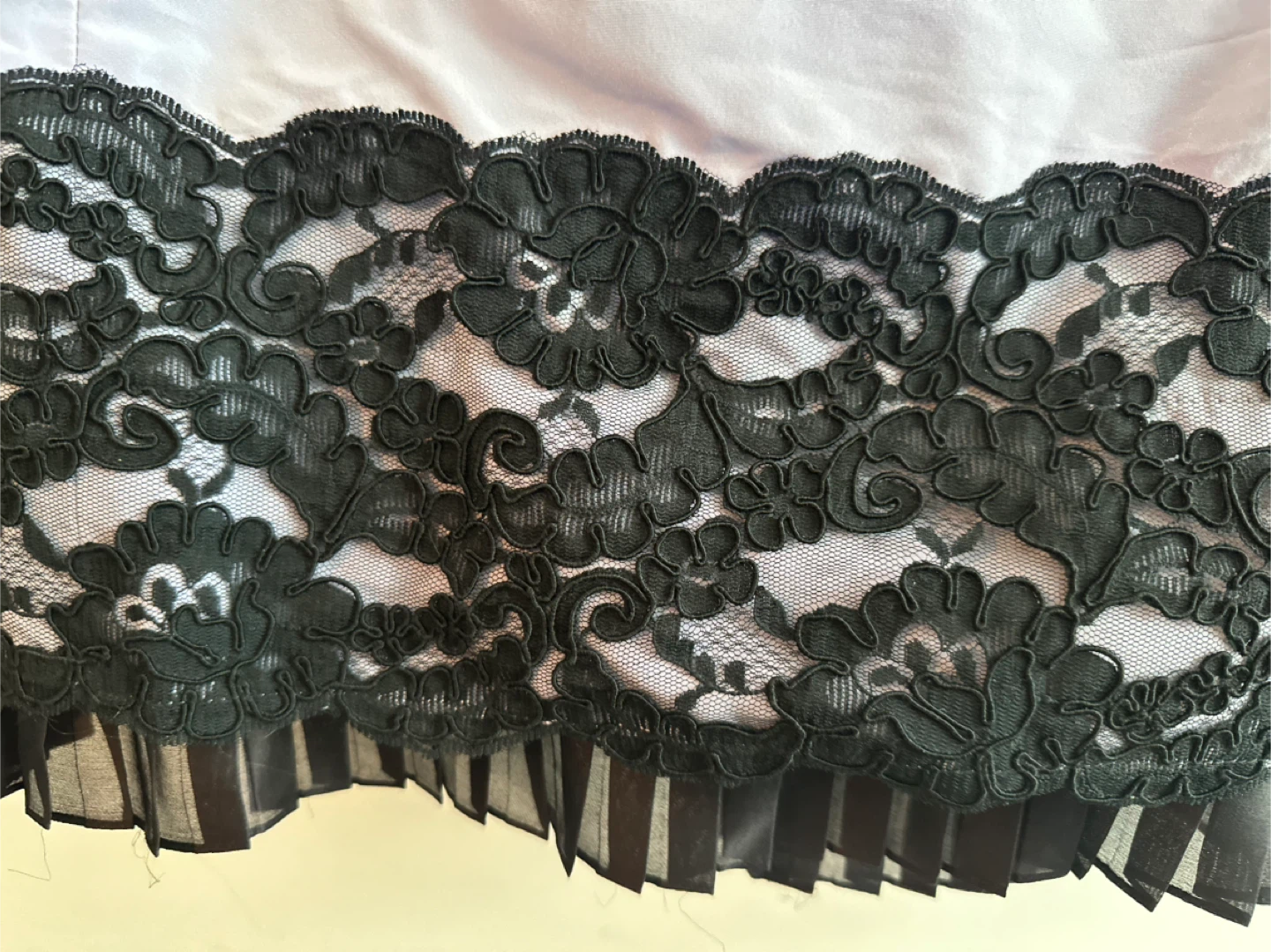 Black & Lilac Dress with Lace Trim - Size M/L - photo 4