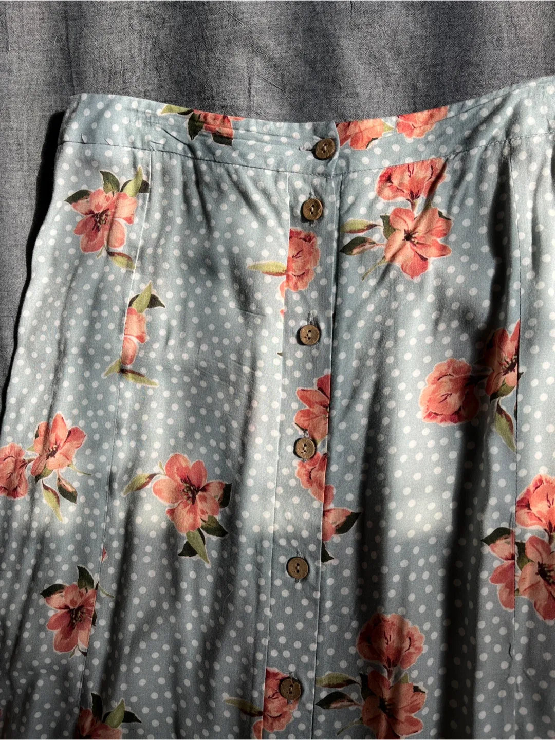 Floral Midi Skirt Women's Button-Down New Look Size Large image indicator(2)