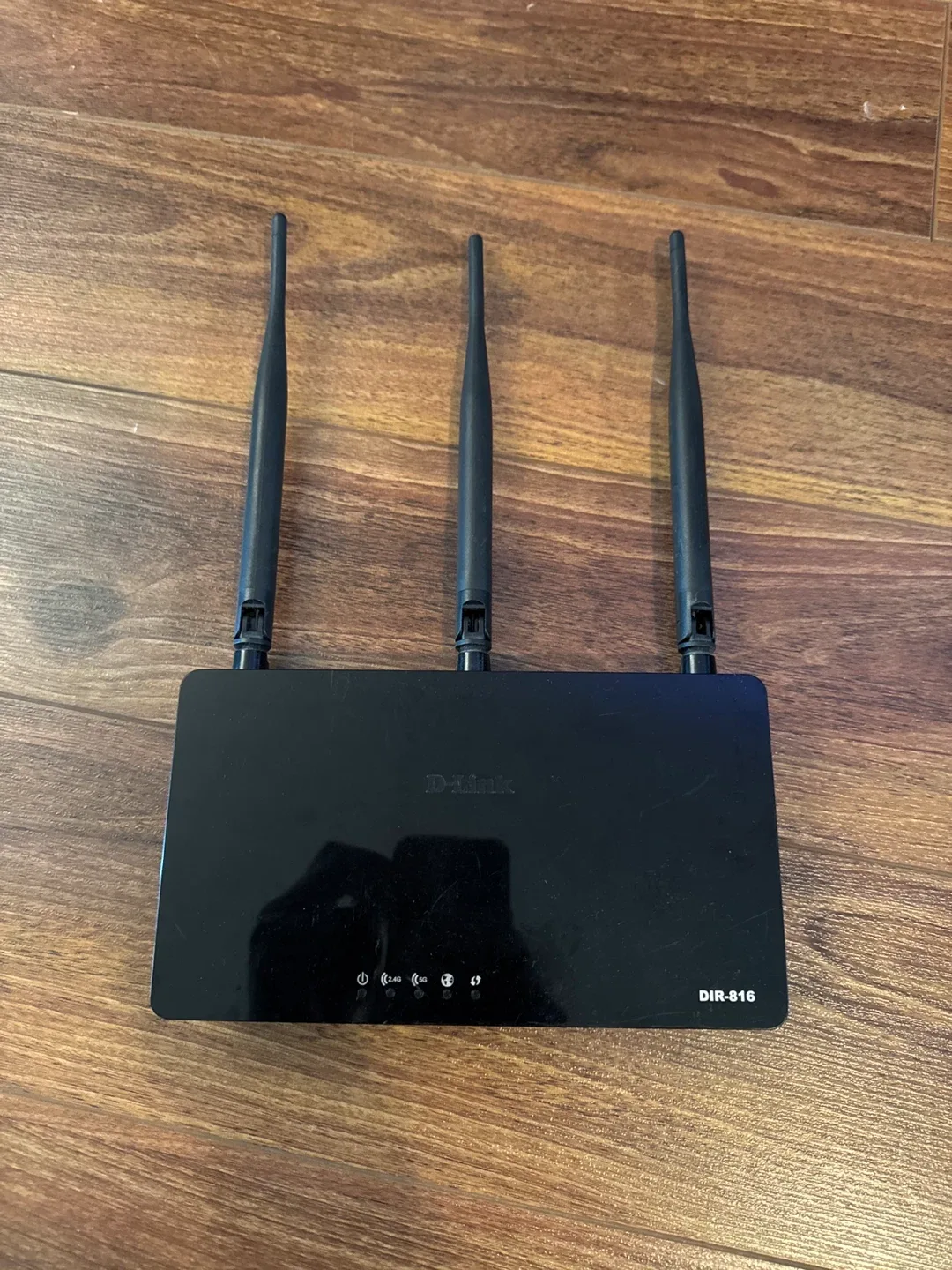 D-Link DIR-816 Wireless Router