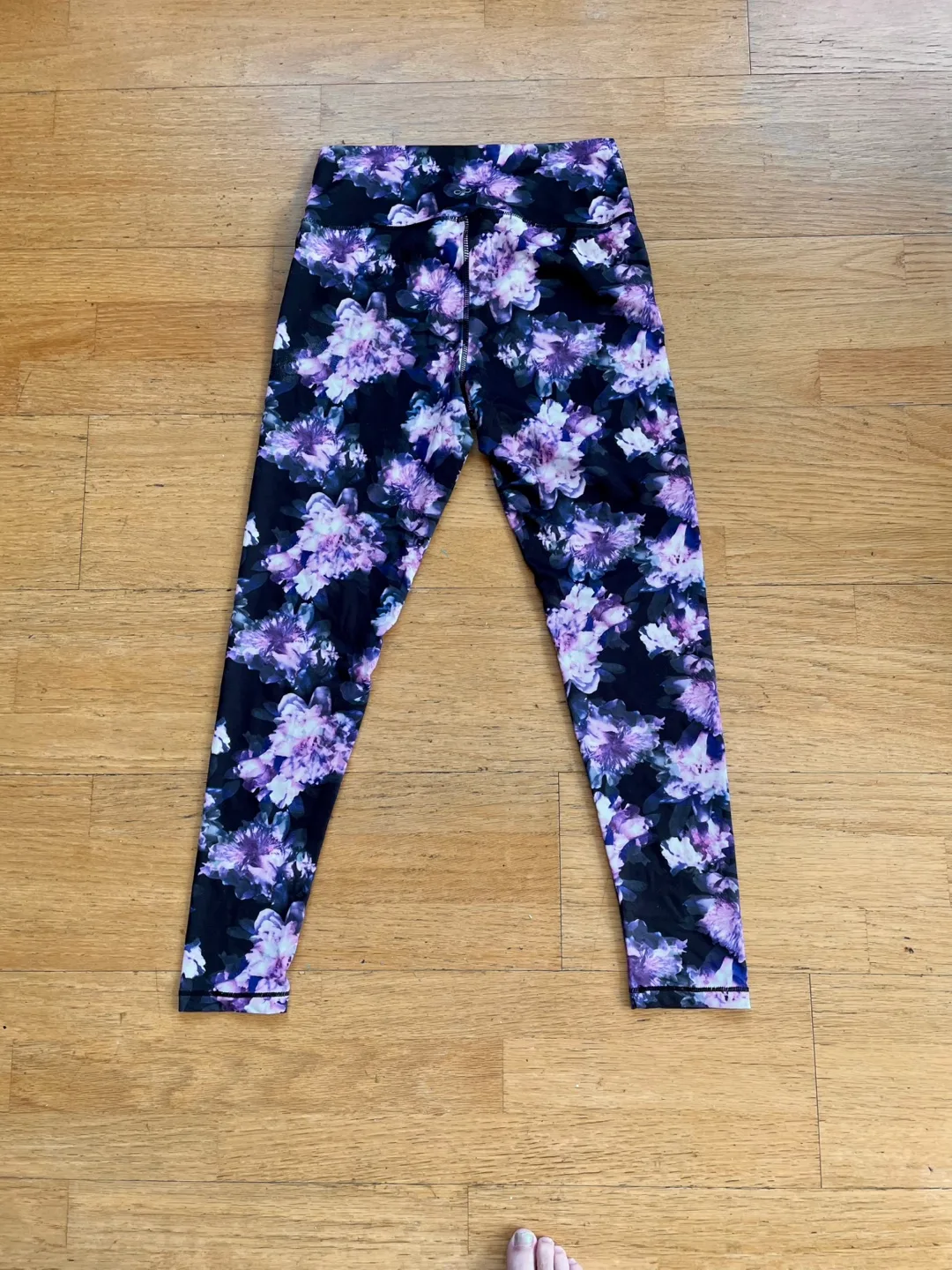 Floral Tights image indicator(3)