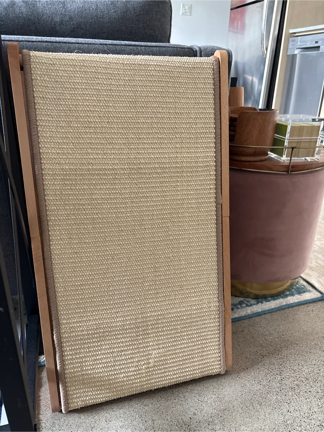 Cat Scratching Post / Pad
