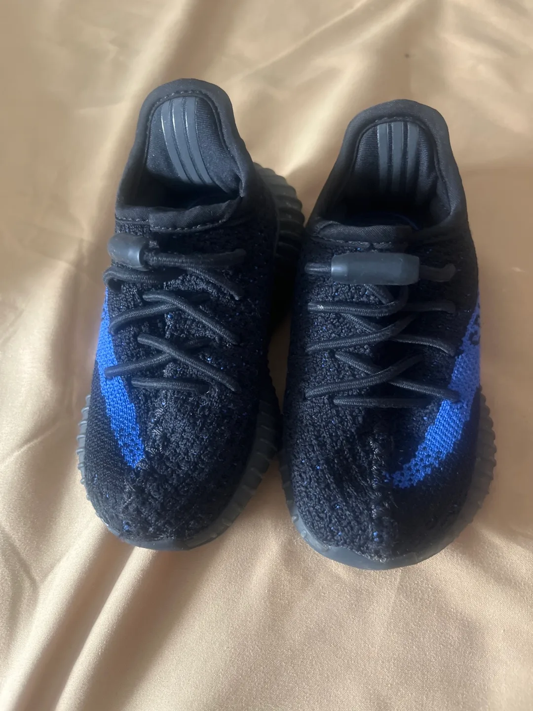 Adidas Yeezy Boost 350 V2 Black/Blue thumbnail