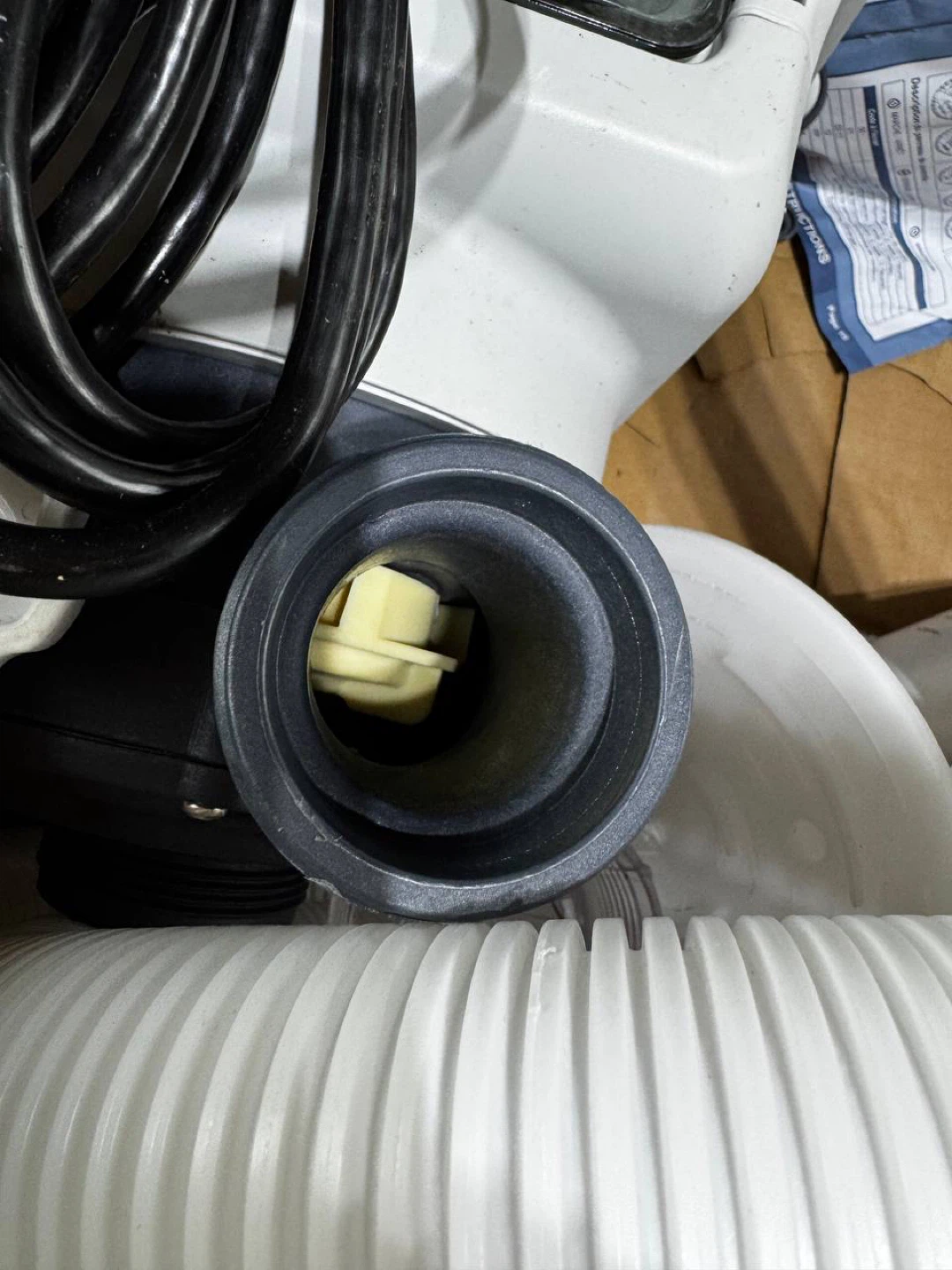 Intex Krystal Clear Sand Filter Pump SX1500 – Used Like New - photo 5