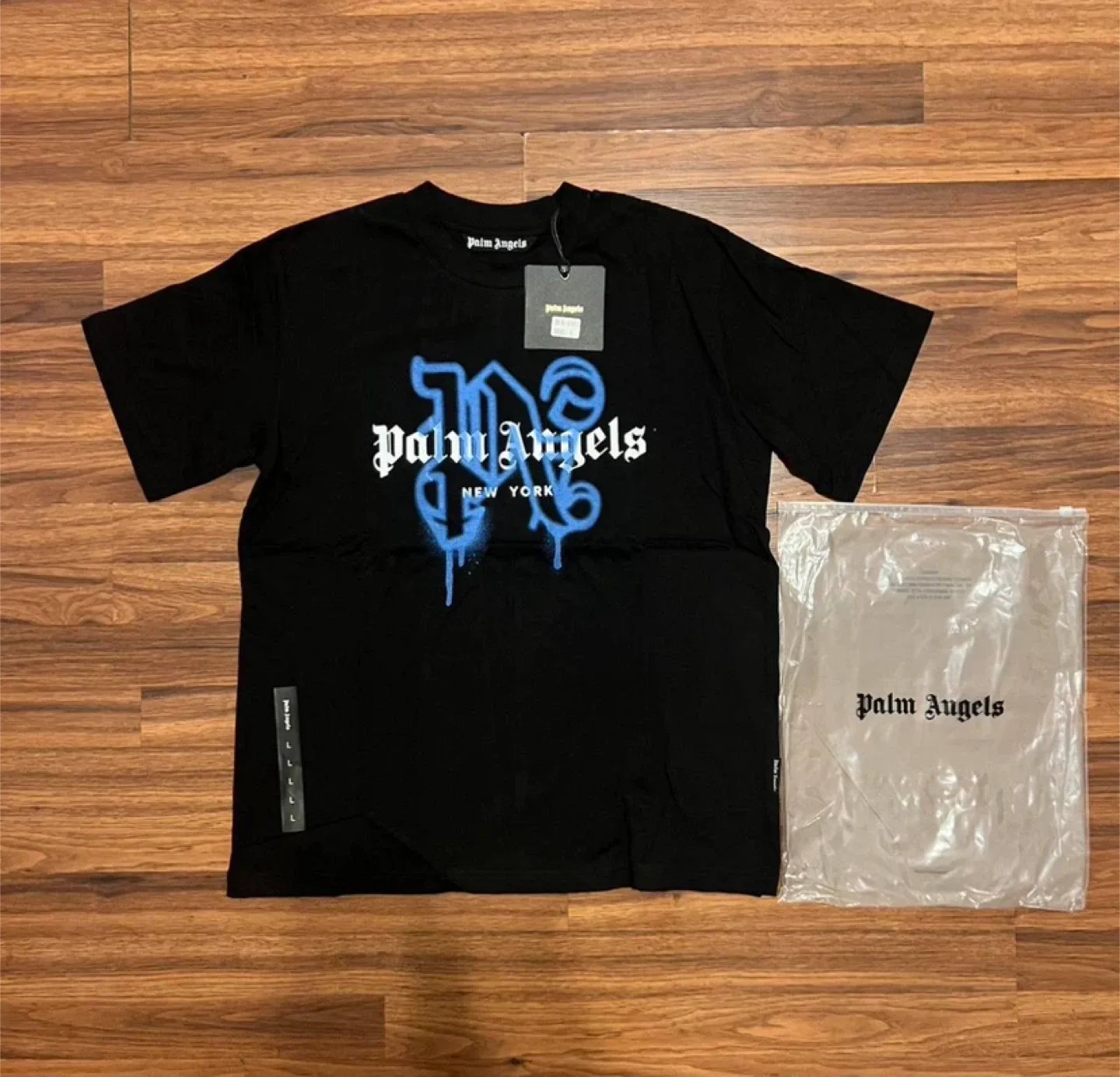 Palm Angels Blue Graffiti New York Logo Black T-Shirt thumbnail
