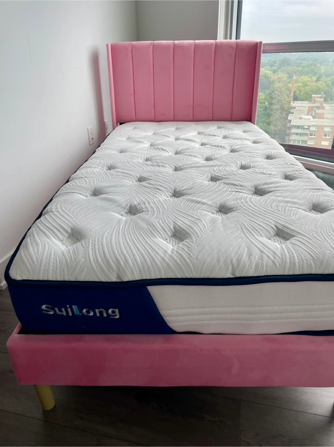 Suilong Twin Bed Frame with Mattress - Pink - photo 3