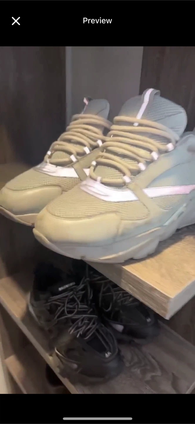 Dior b22 Grey