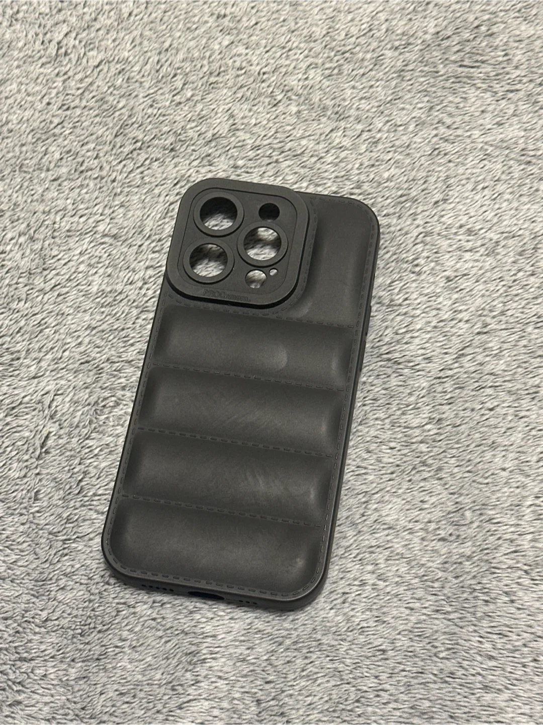 iPhone Cases image indicator(4)