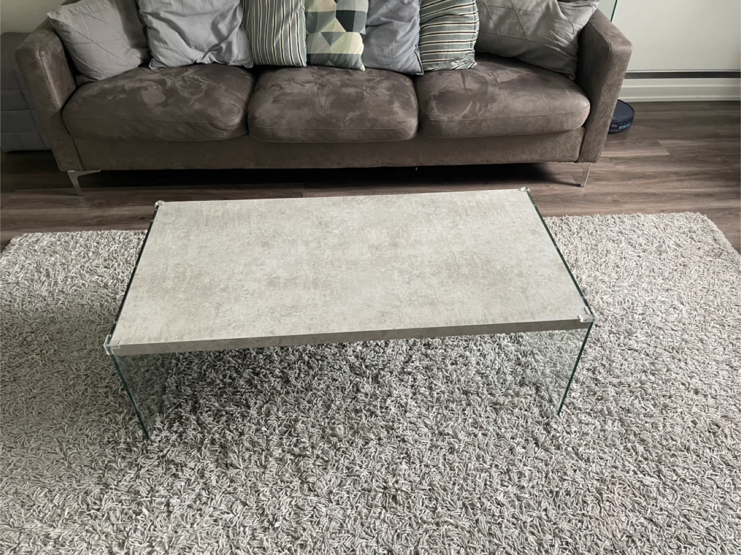 Coffee Table with Glass Legs - photo 3