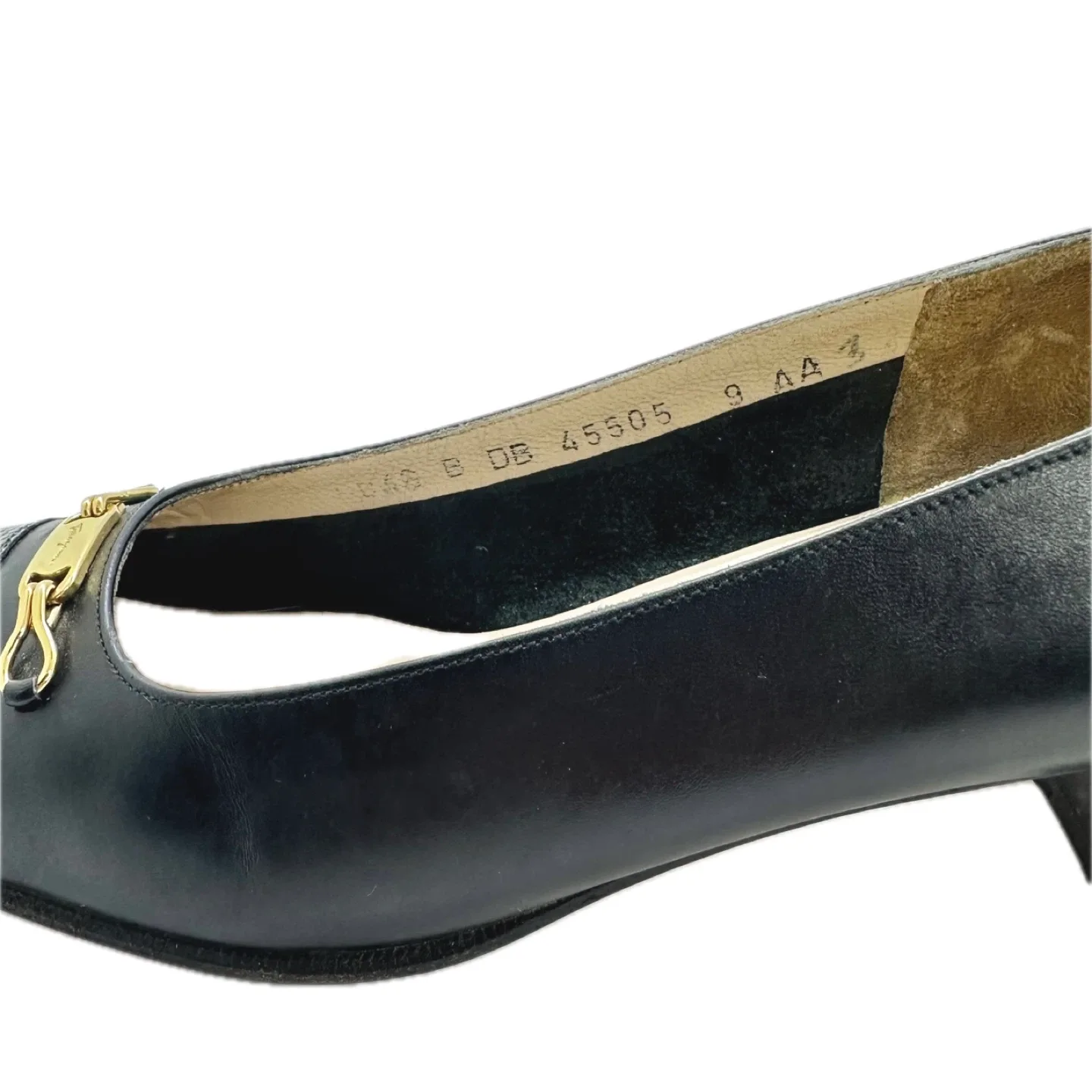 Salvatore Ferragamo Black Leather Block Heel Pumps Size 9AA image indicator(8)