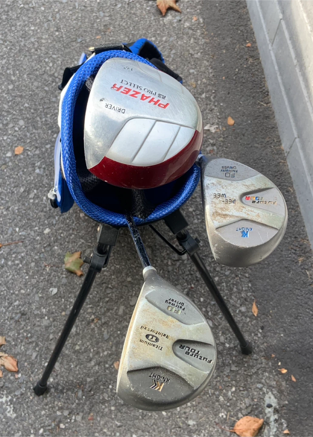 RH Junior Golf clubs w/ bag - photo 5