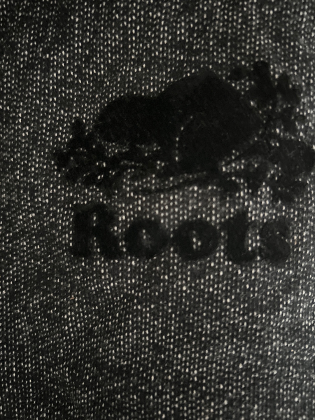 Roots Quarter Zip Pullover - Size M - photo 3