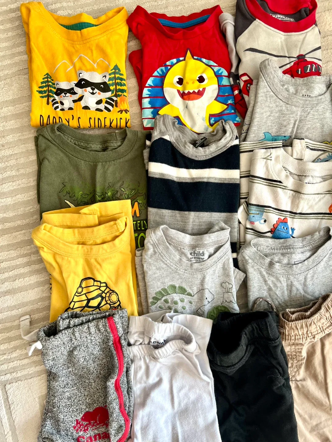 Kids' T-Shirts & Shorts Bundle-Size 2-4 image indicator(2)