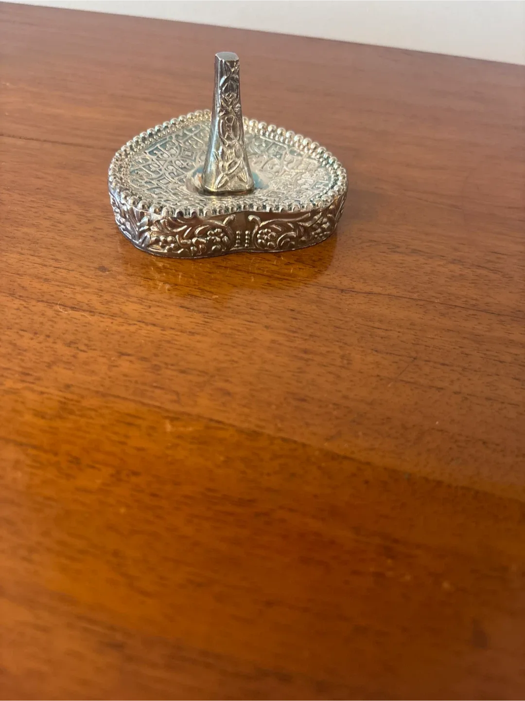 International Silver Company Vintage Ring Holder image indicator(2)