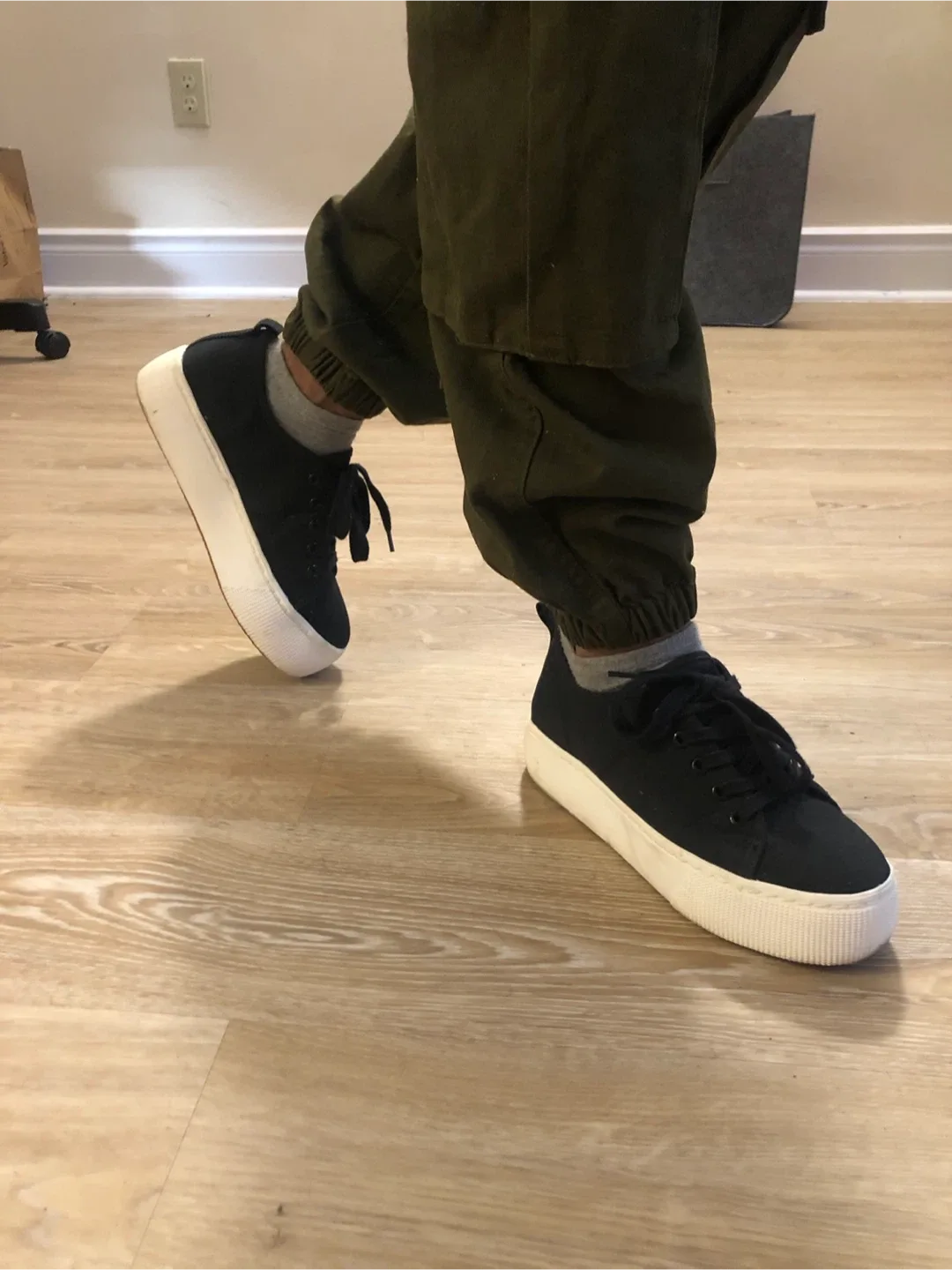 ABOUND Sneakers thumbnail