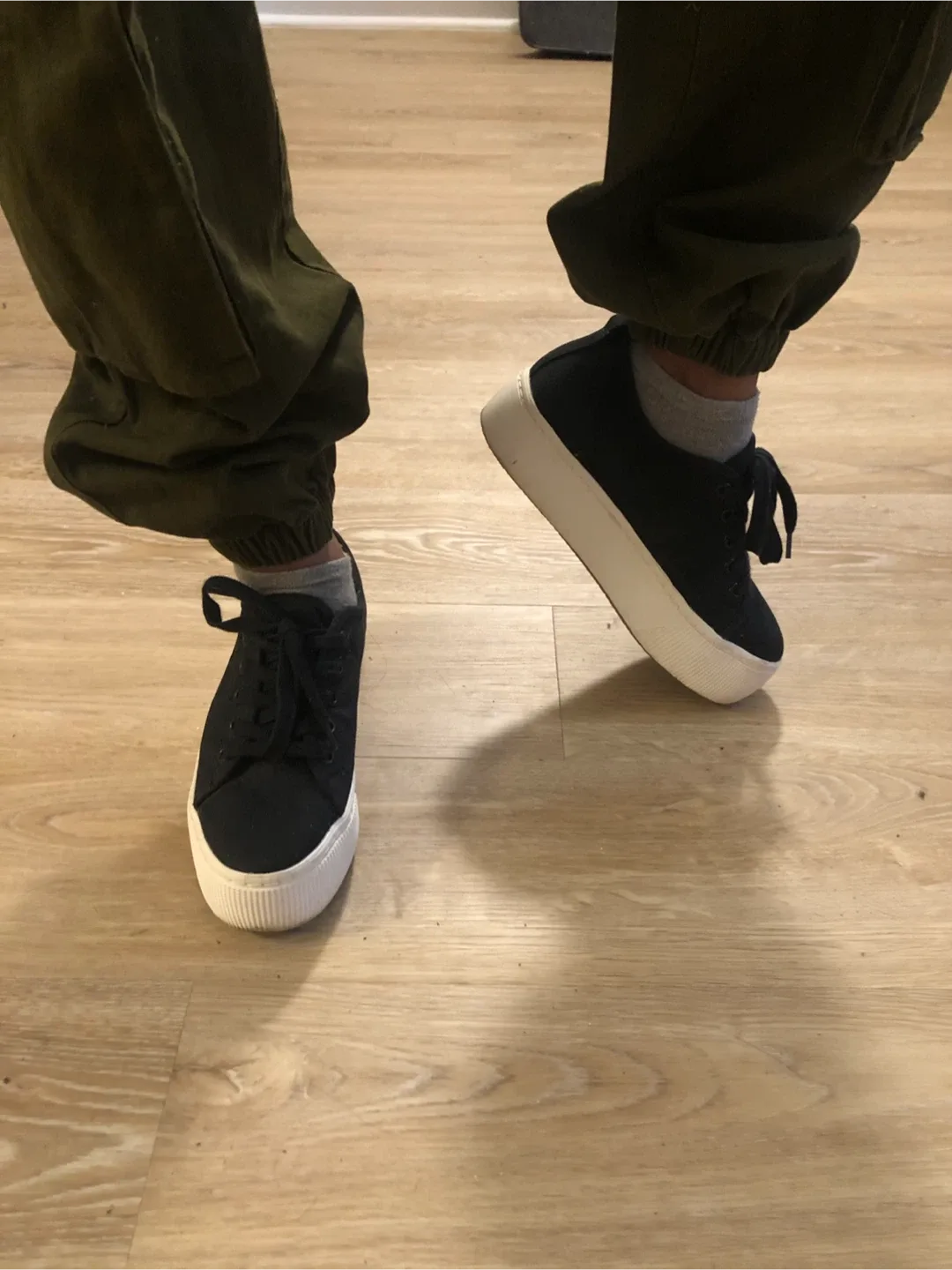 ABOUND Sneakers image indicator(2)