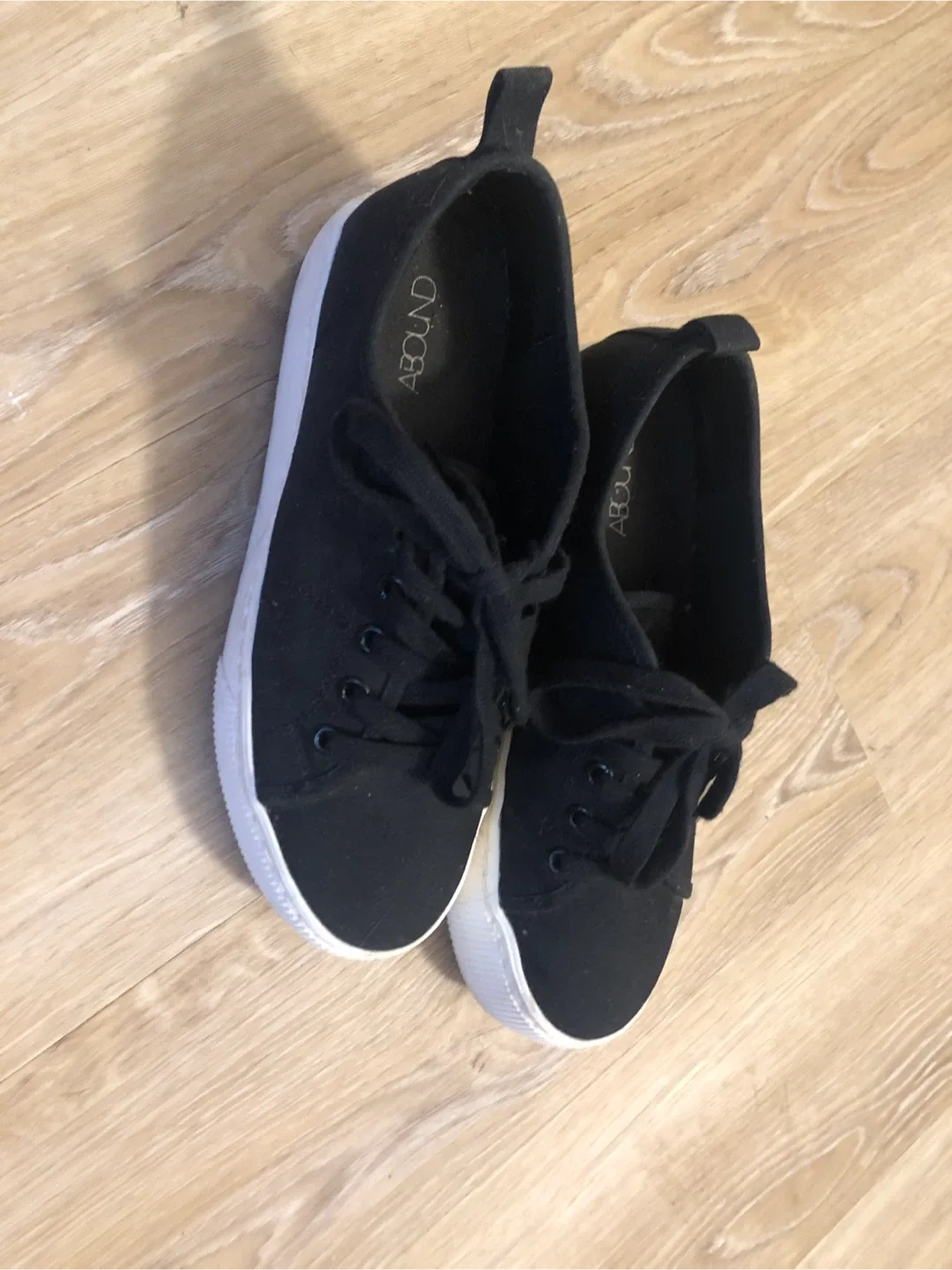 ABOUND Sneakers image indicator(3)