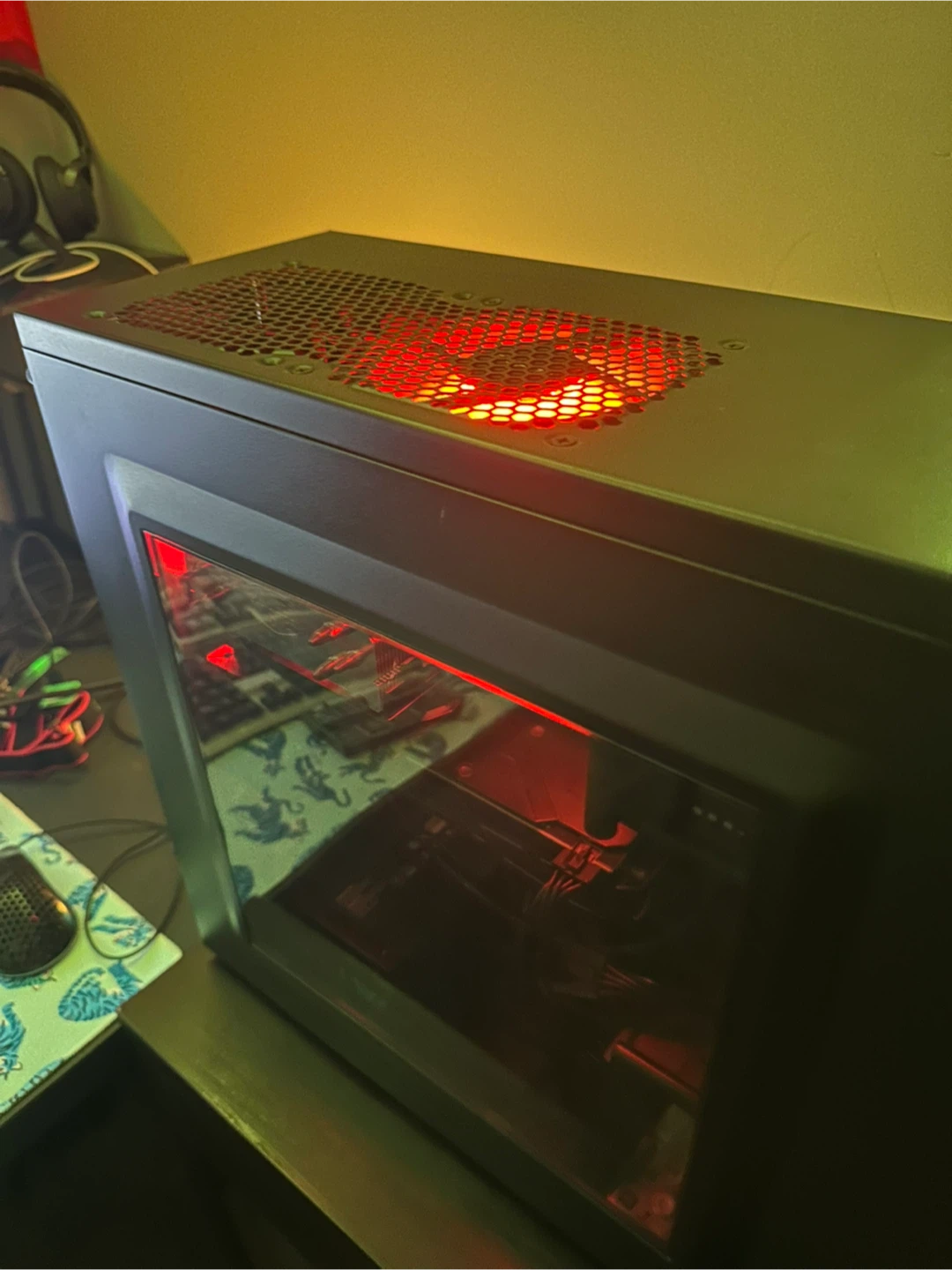 Corsair 7th Gen. GTX 1080 8GB GPU w/ 512gb Nvme - Gaming PC ! - photo 3