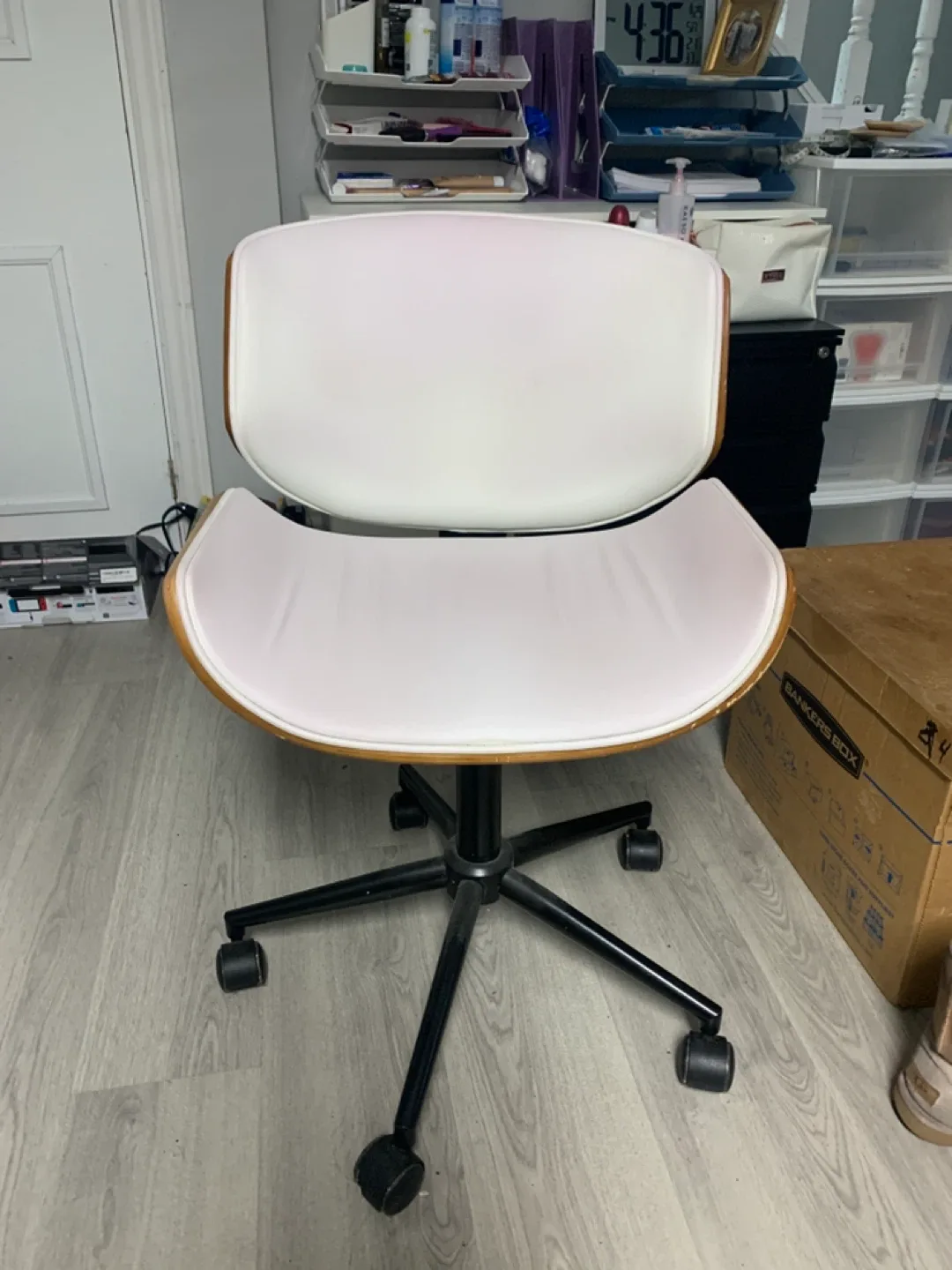 Modern Office Chair - Wood & Leather thumbnail