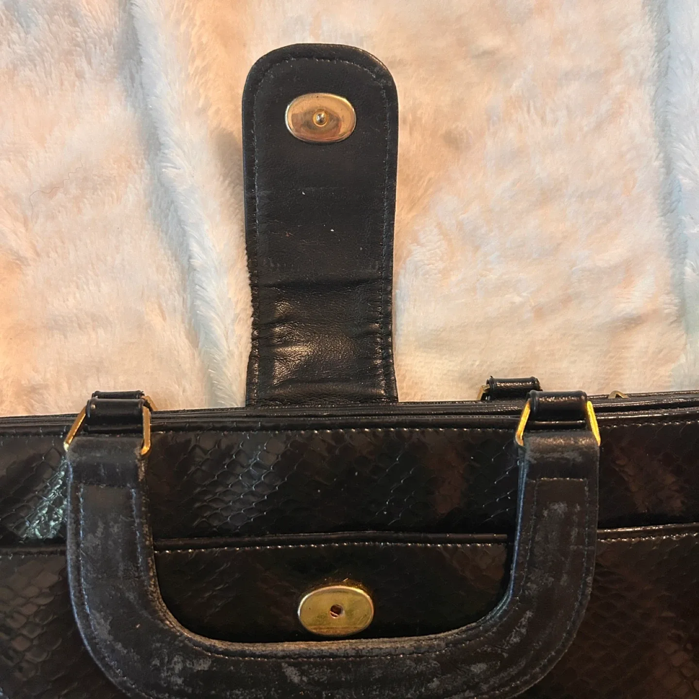 Vintage Black Leather Handbag image indicator(5)