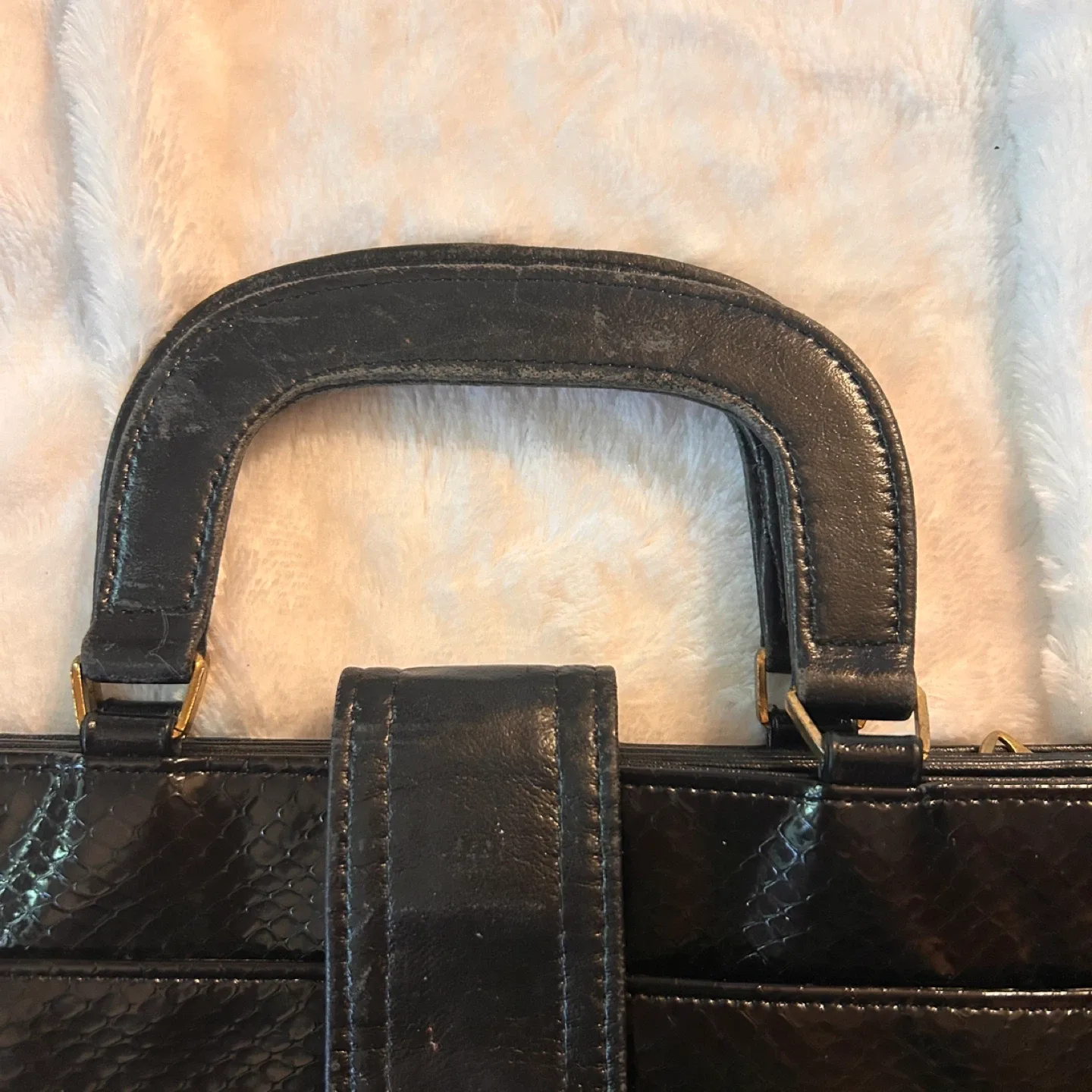 Vintage Black Leather Handbag image indicator(3)