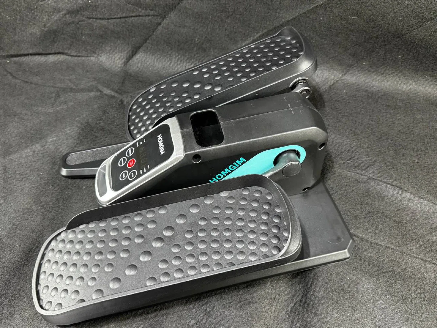 Under Desk Elliptical Machine – Brand New in Box image indicator(4)