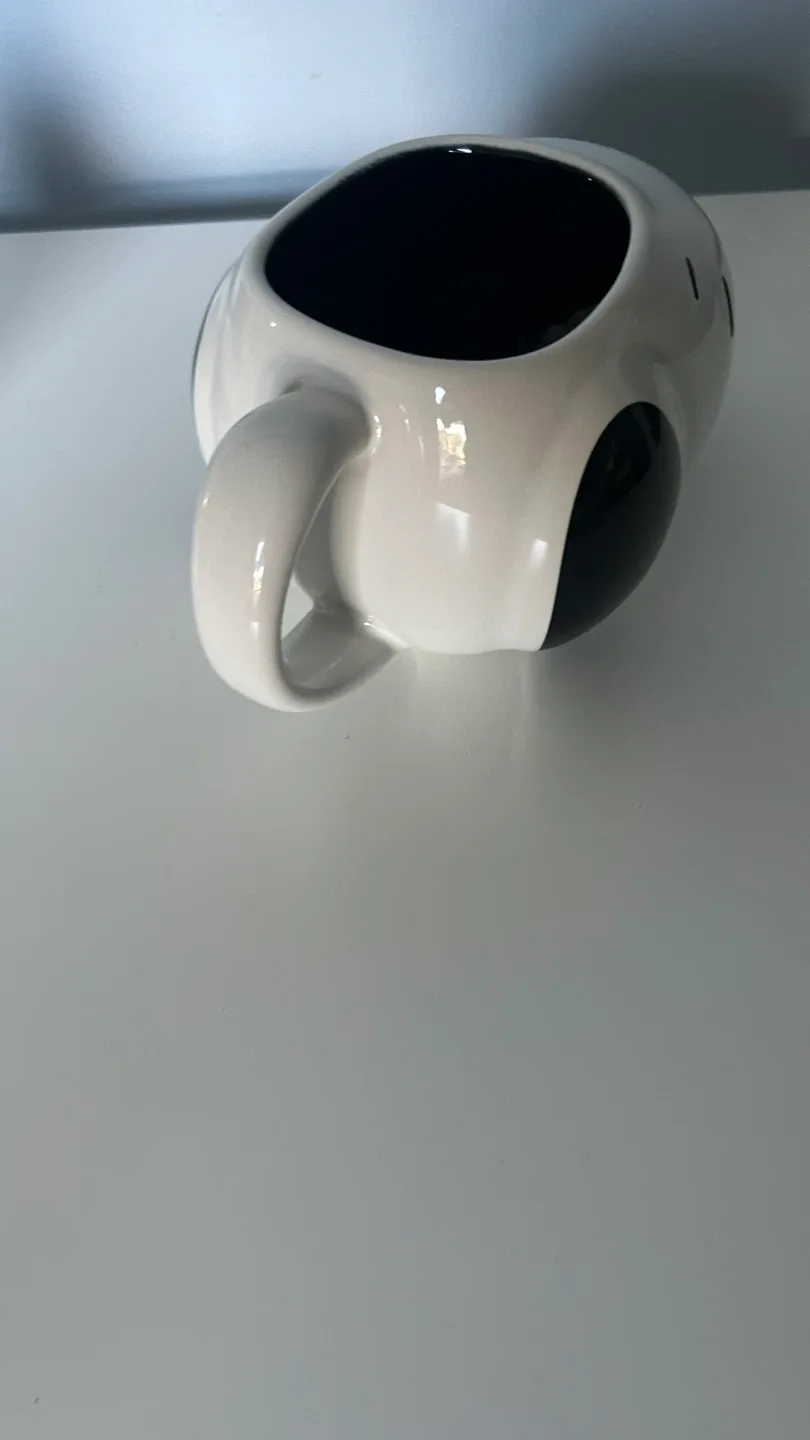 Snoopy Ceramic Mug/Plant Holder image indicator(5)