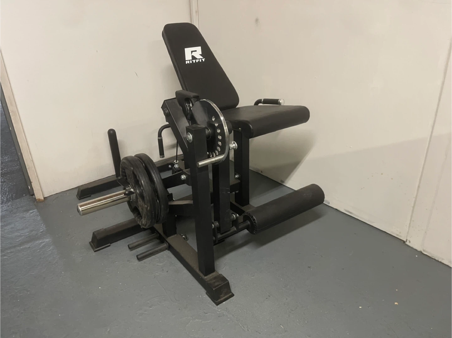 RitFit Leg Extension Curl Machine