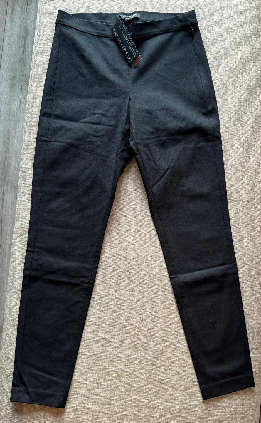 New Banana Republic Black Pants - Size 2 thumbnail