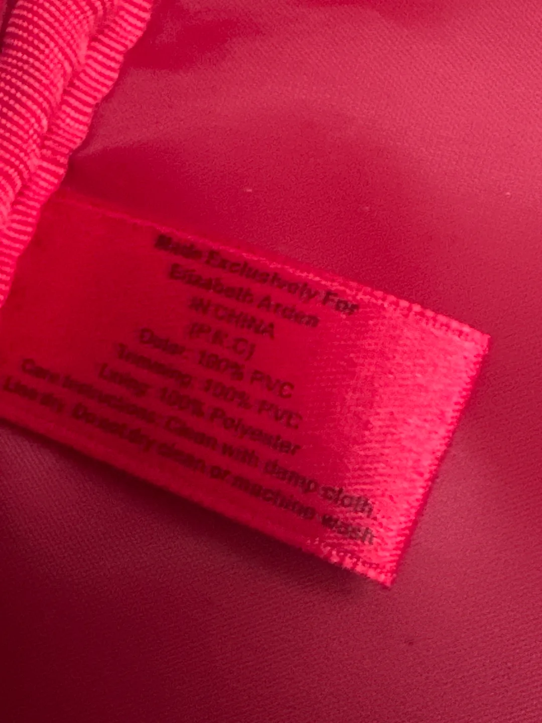 Elizabeth Arden Makeup Bag image indicator(5)