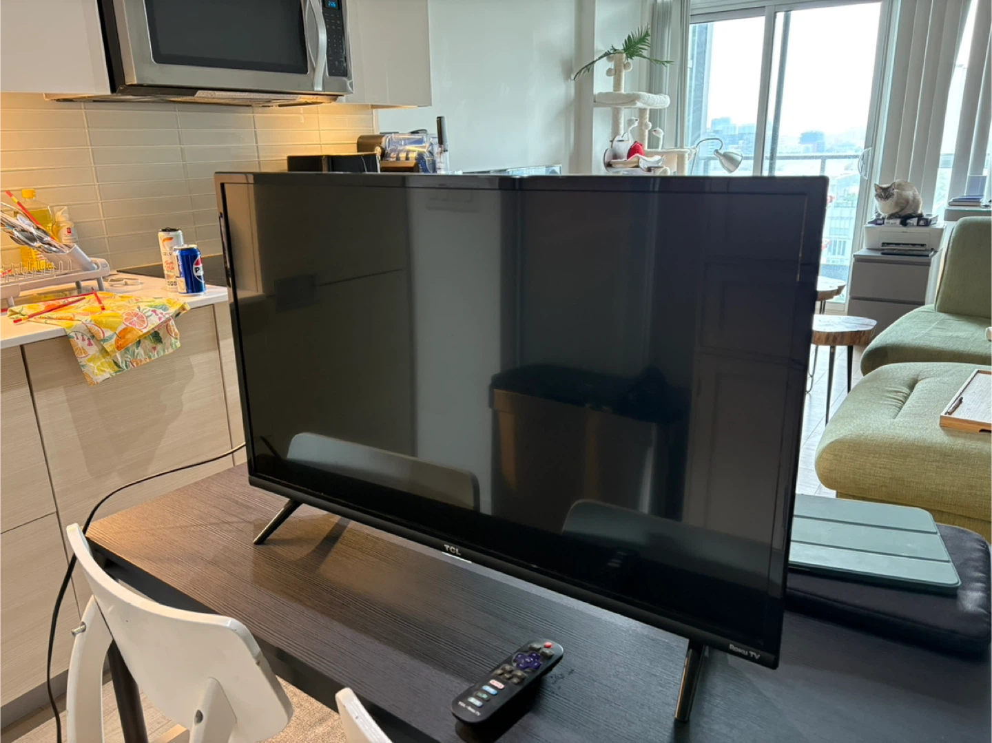 32” TCL Roku 4K Smart TV