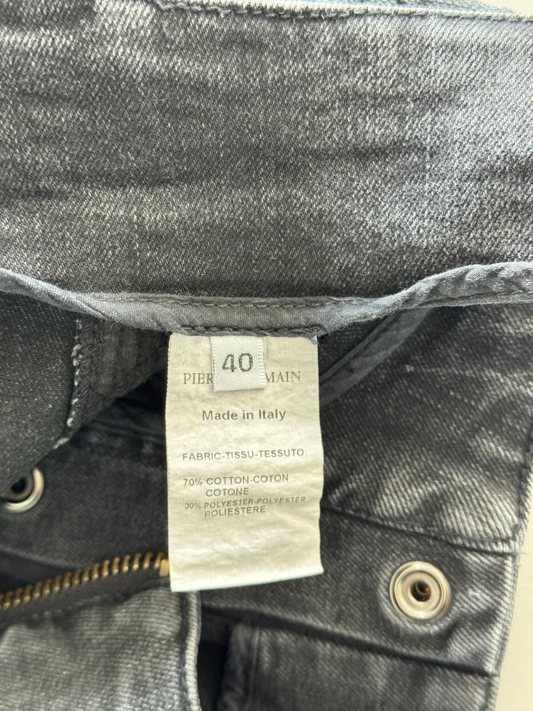 Pierre balMain Black Denim Shorts - Size 40 image indicator(6)