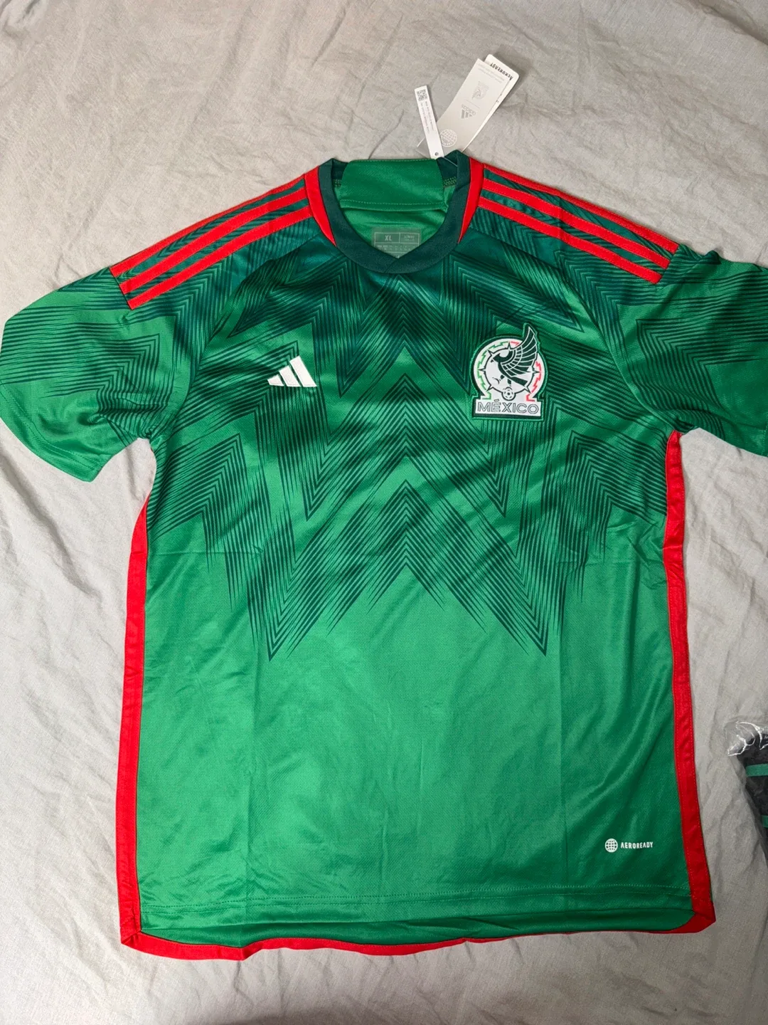 New Adidas Mexico Soccer Jersey XL image indicator(2)