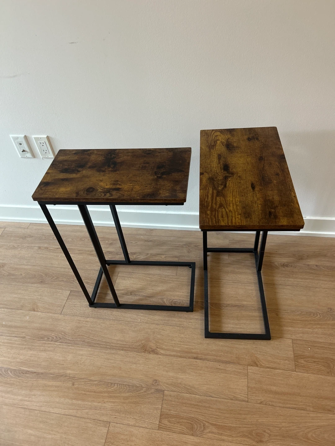 Set of 2 C-Shaped End Tables