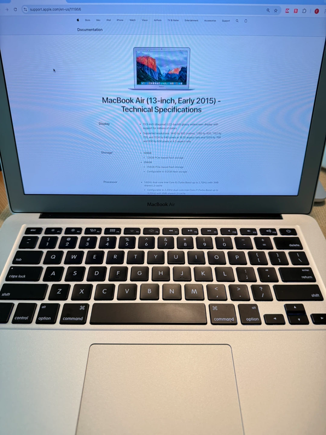 MacBook Air (13-inch, Early 2015)