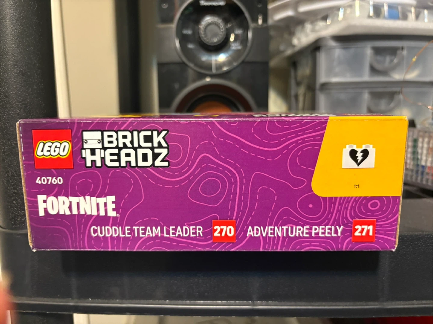 LEGO Brickheadz Fortnite Cuddle Team Leader & Adventure Peely - photo 4